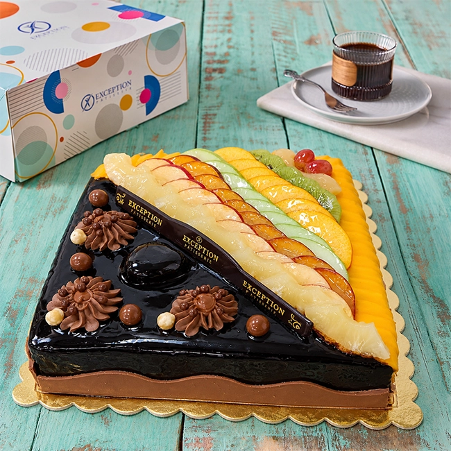 Half fruit & Half Chocolate Cake - Size 25x25 - Exception Pastry - Egypt 