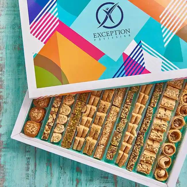 Mixed Special Oriental sweets Box large - Exception Pastry - Egypt 