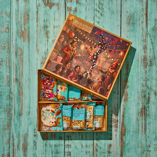 Halawet El Mouled Lux Box - No.1 - 10 Pieces - Exception Pastry - Egypt 