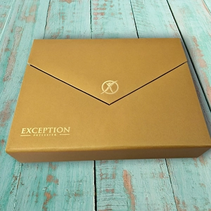 علبة شكولاتة طبيعيةفاخرة87قطعة - حلواني اكسبشن  - مصر 